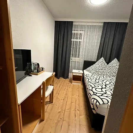 Faliyyas Village * Meiningen