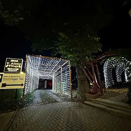 Moonlight Hotel *