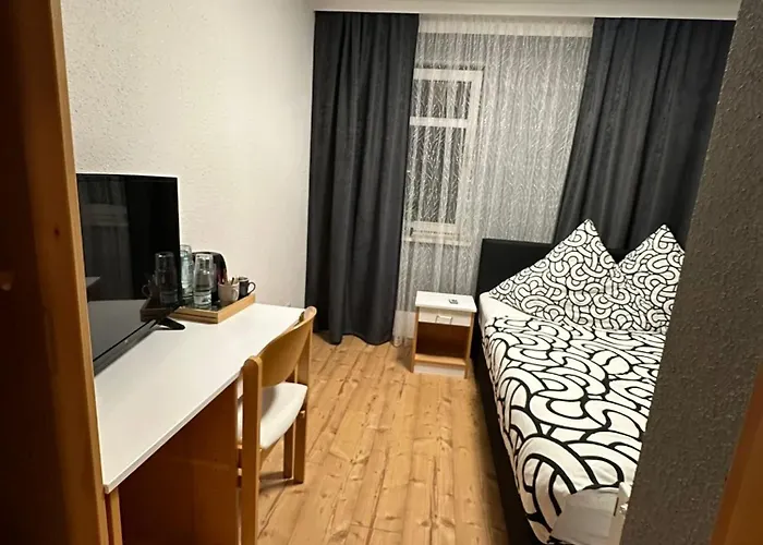 Faliyyas Village * Meiningen