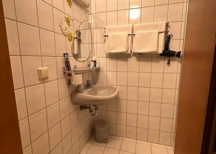 Otel Faliyyas Village *